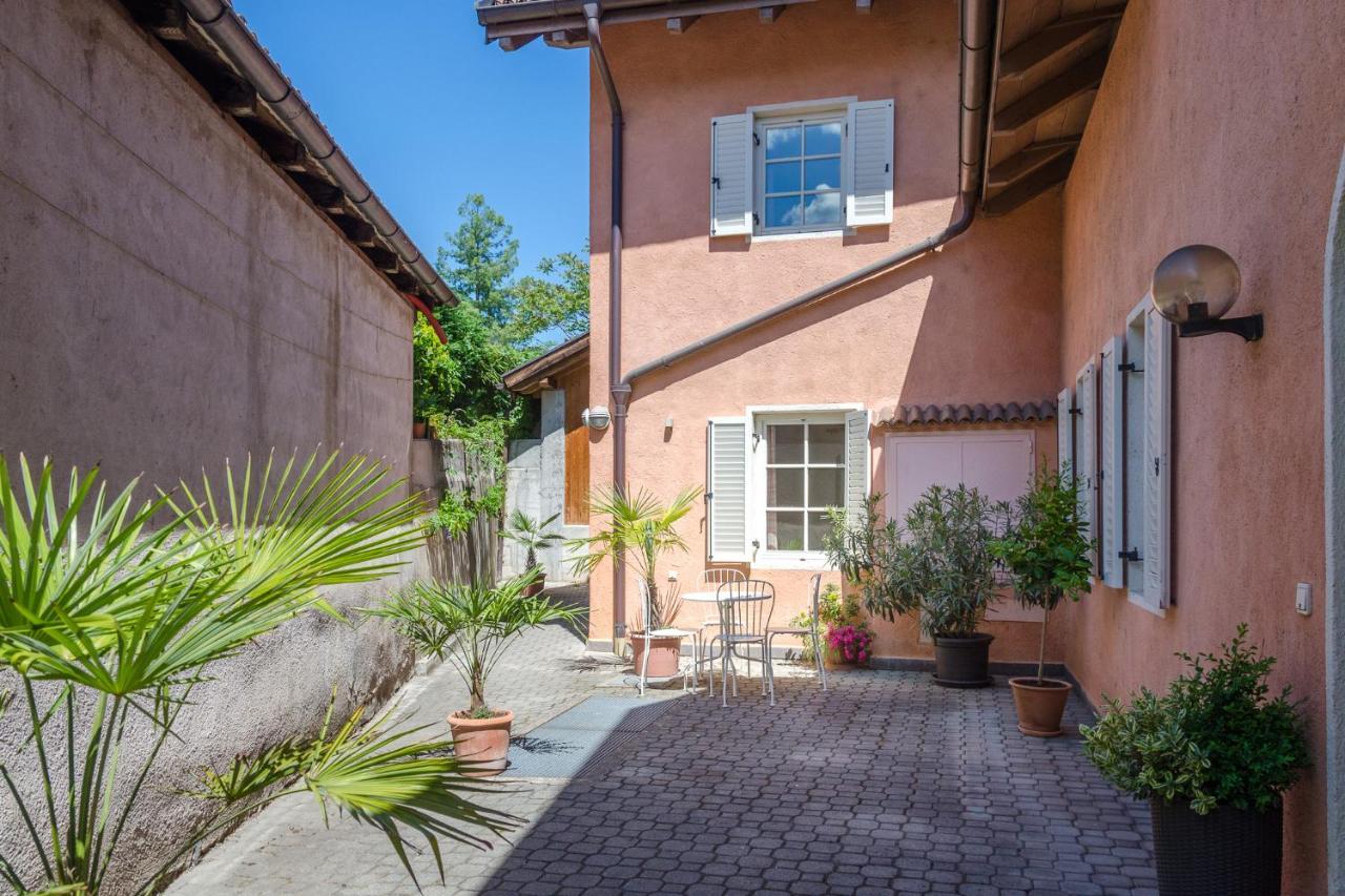 Ferienwohnungen Sonnenburg Caldaro Esterno foto