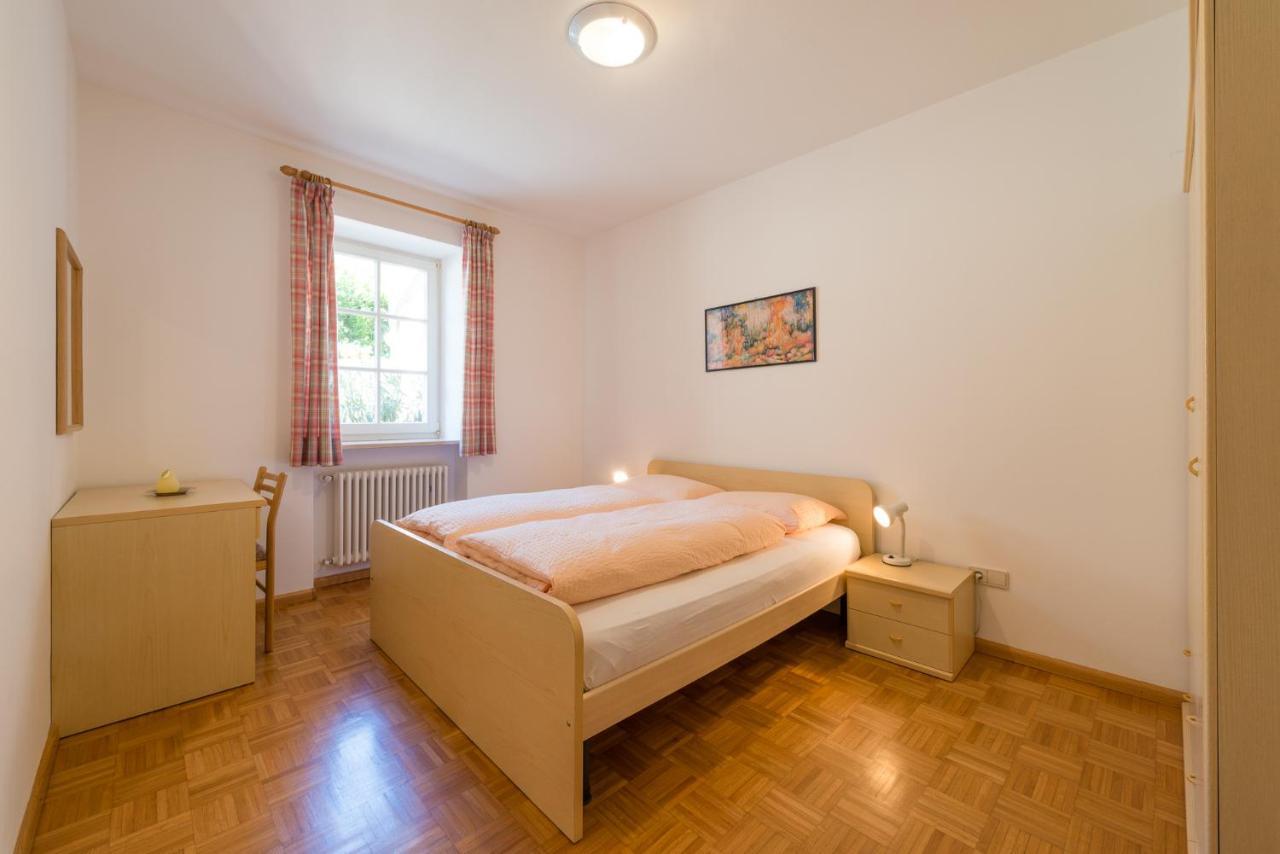 Ferienwohnungen Sonnenburg Caldaro Esterno foto